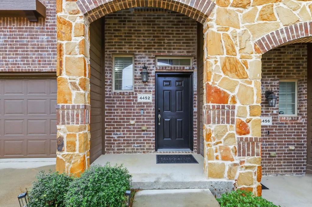 4452 Samarth Street, Irving