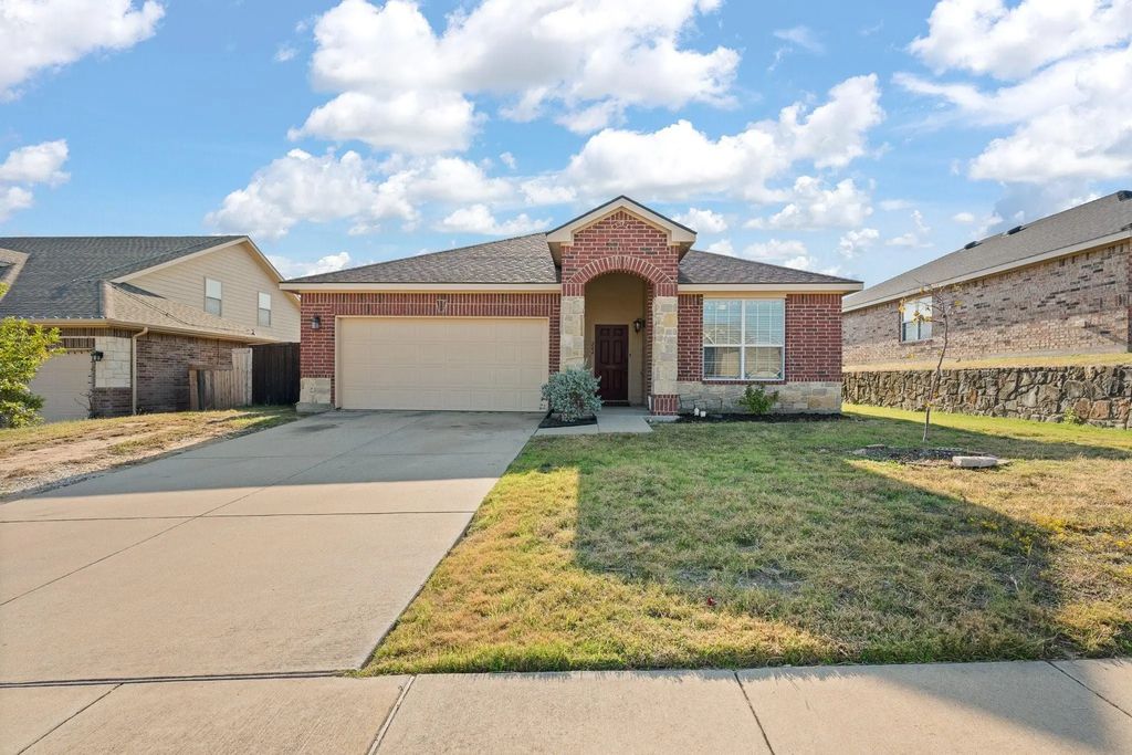 204 Rock Meadow Drive, Crowley