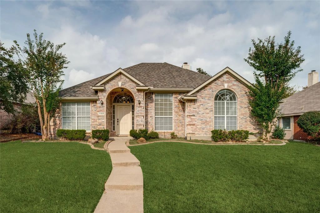 11910 Amber Valley Drive, Frisco
