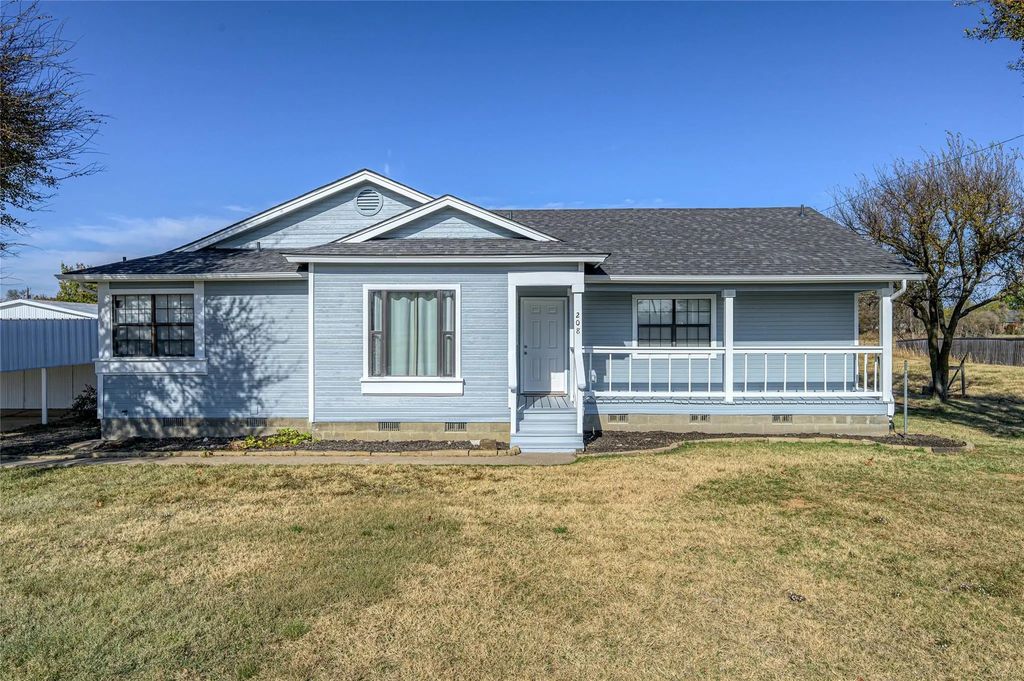 208 Maple Street, Gunter