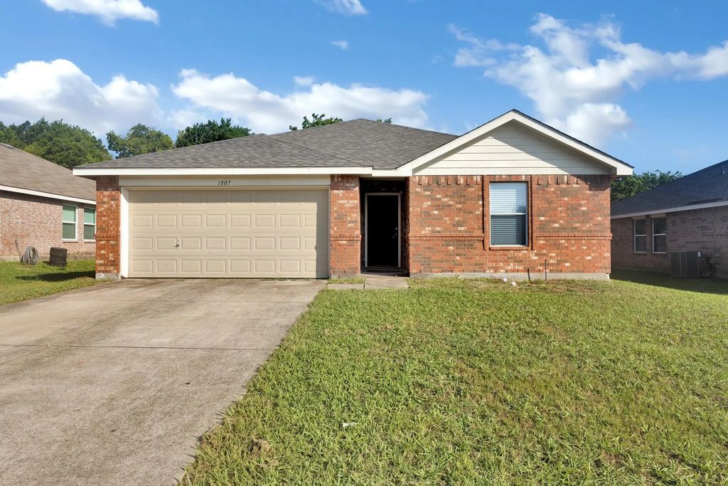 1807 Northridge Drive, Terrell