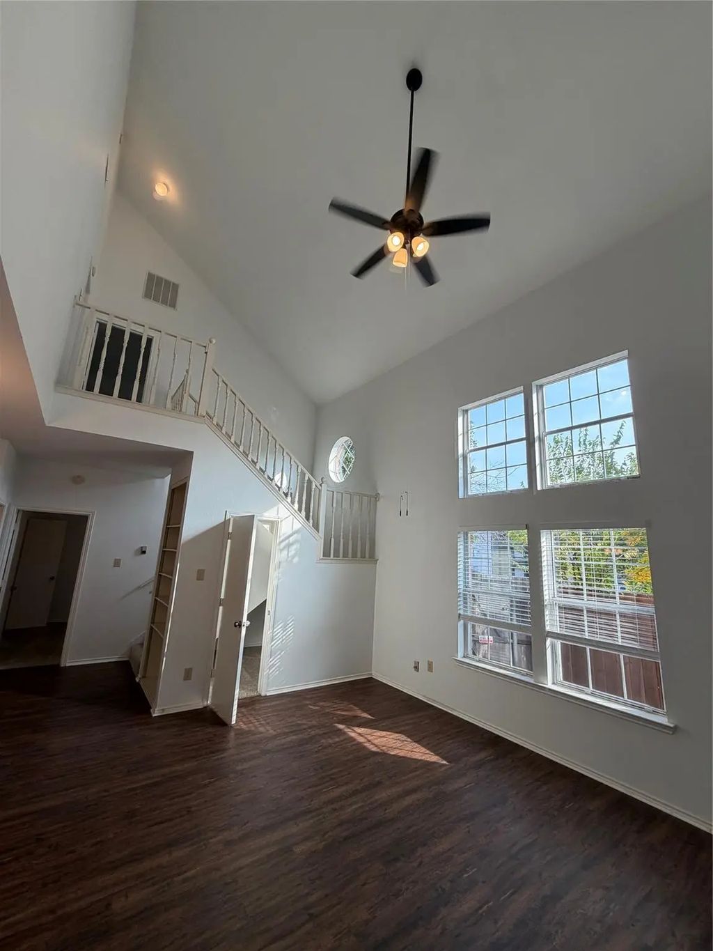 2507 Peargrove Circle, Arlington