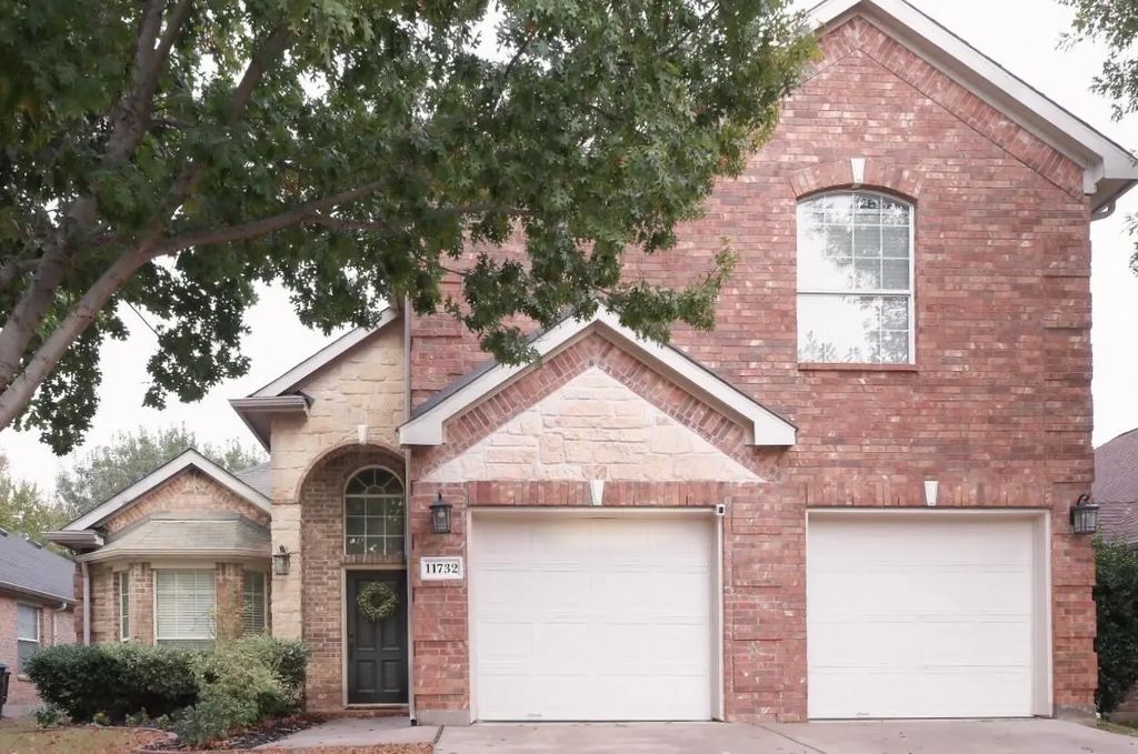 11732 Wild Pear Lane, Fort Worth