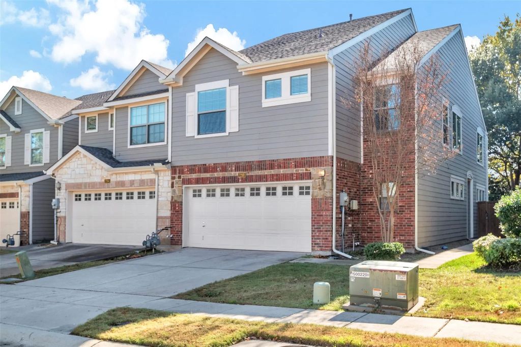 2268 Fletcher Trail, Plano