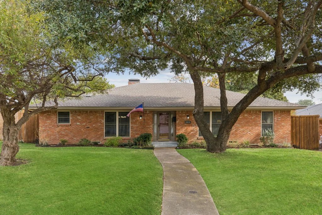 9414 Arborhill Drive, Dallas