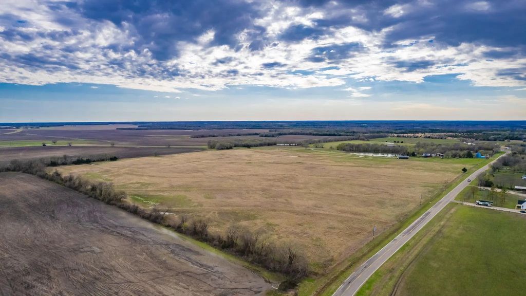 Tract 5 Fm-1550, Bonham