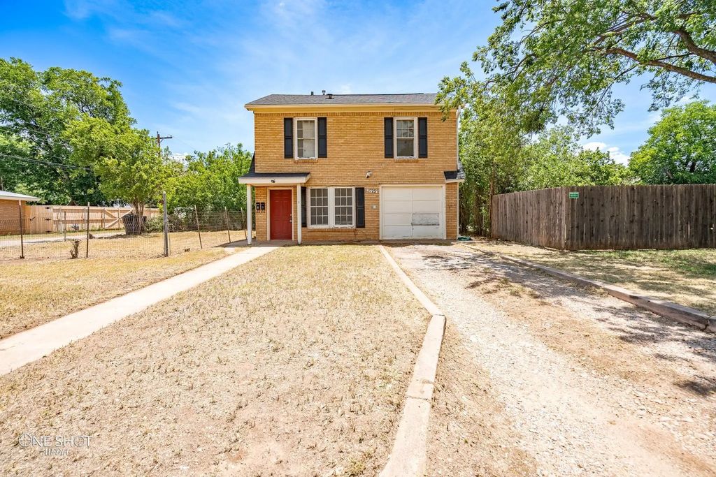 1725 Avenue D B, Abilene