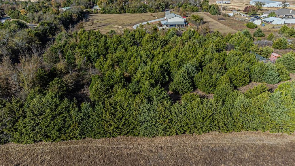 1465 County Road 4122, Campbell