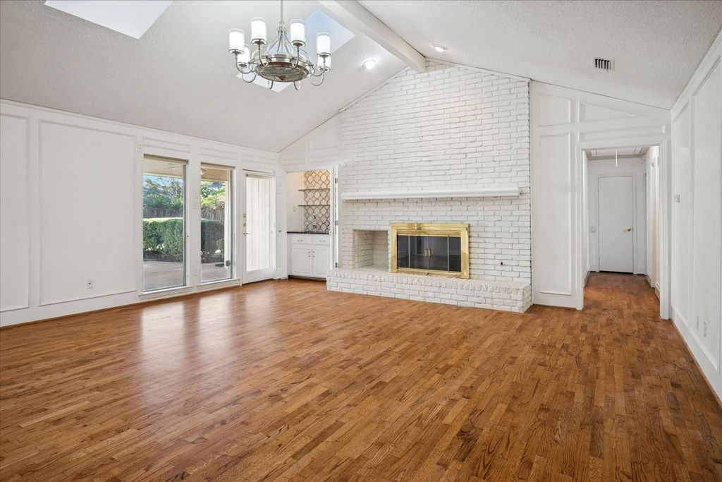 12612 Whispering Hills Drive, Dallas