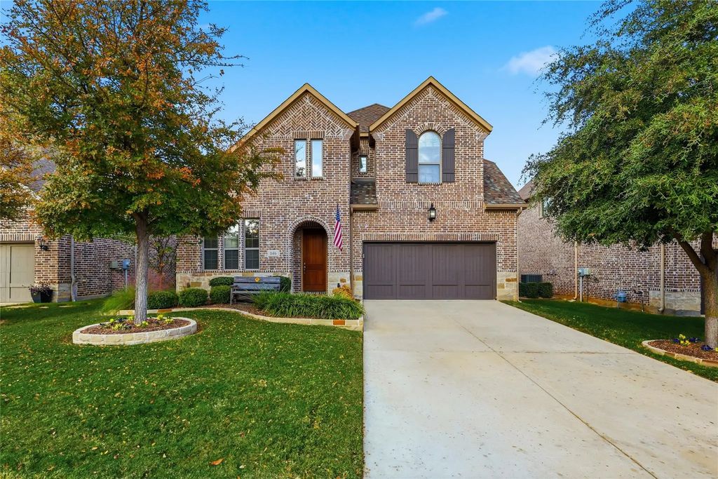 346 Hill Creek Lane, Grapevine