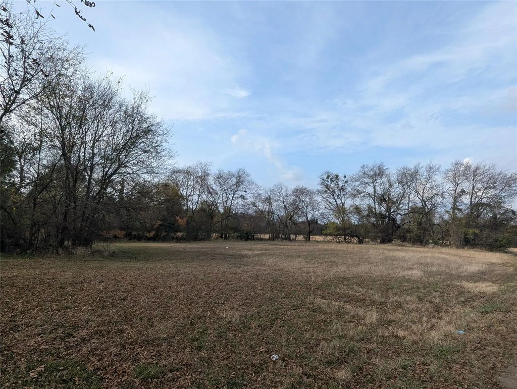 815 Seven Oaks Road, Bonham