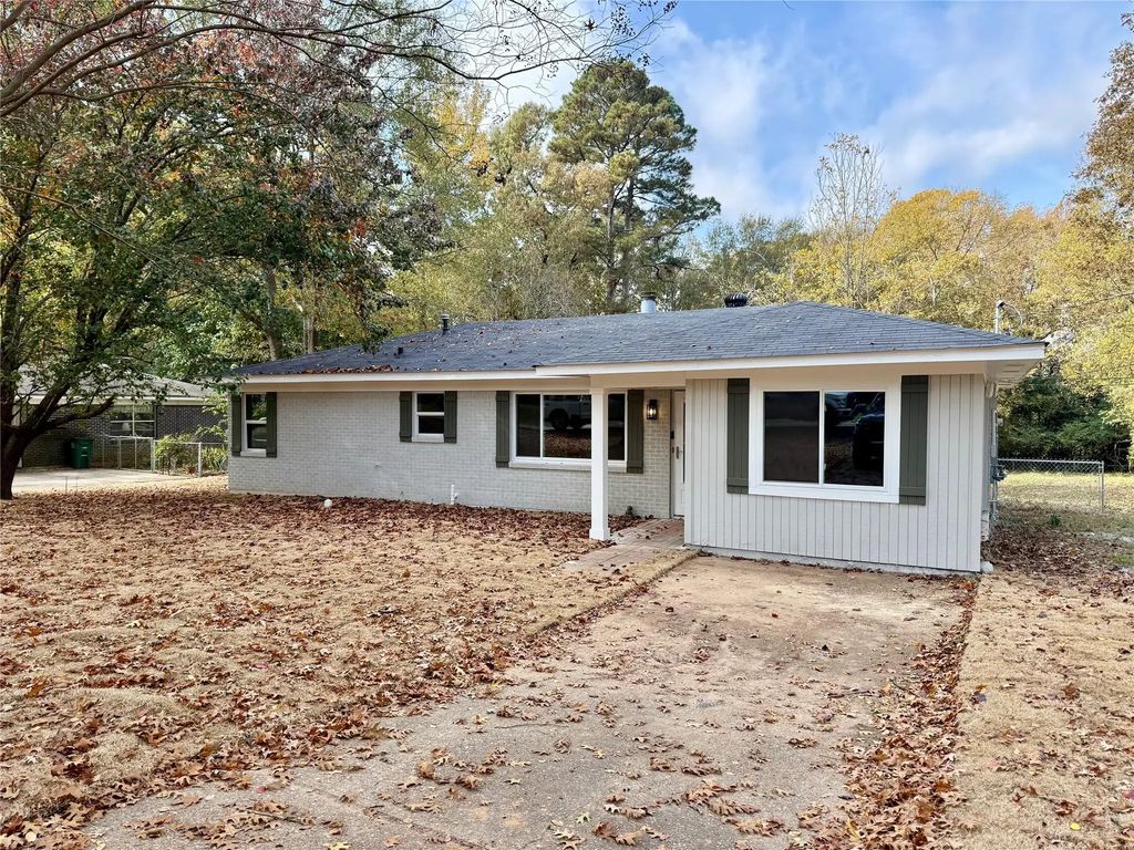630 Irving Bluff Road, Shreveport