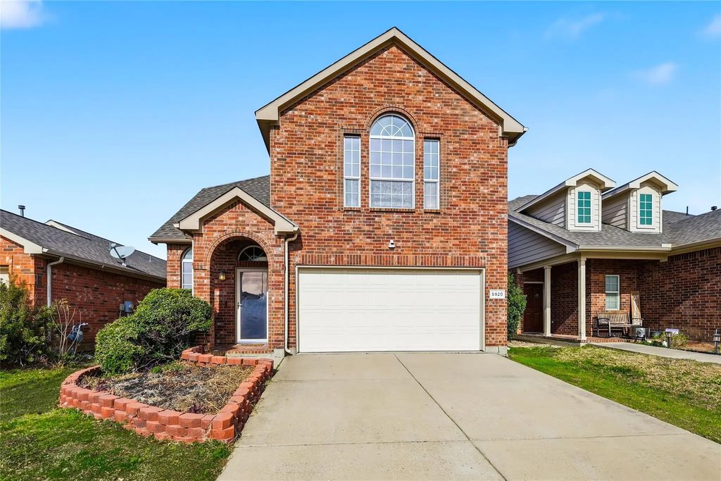 5920 Kristen Drive, Fort Worth