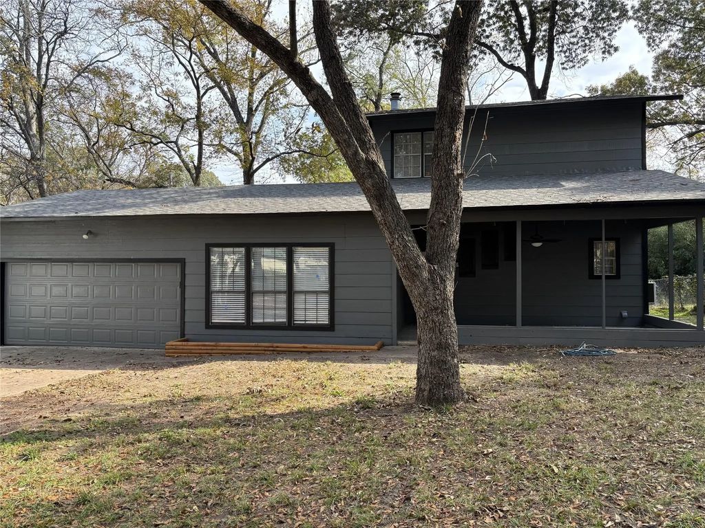 10433 Apache, Wills Point