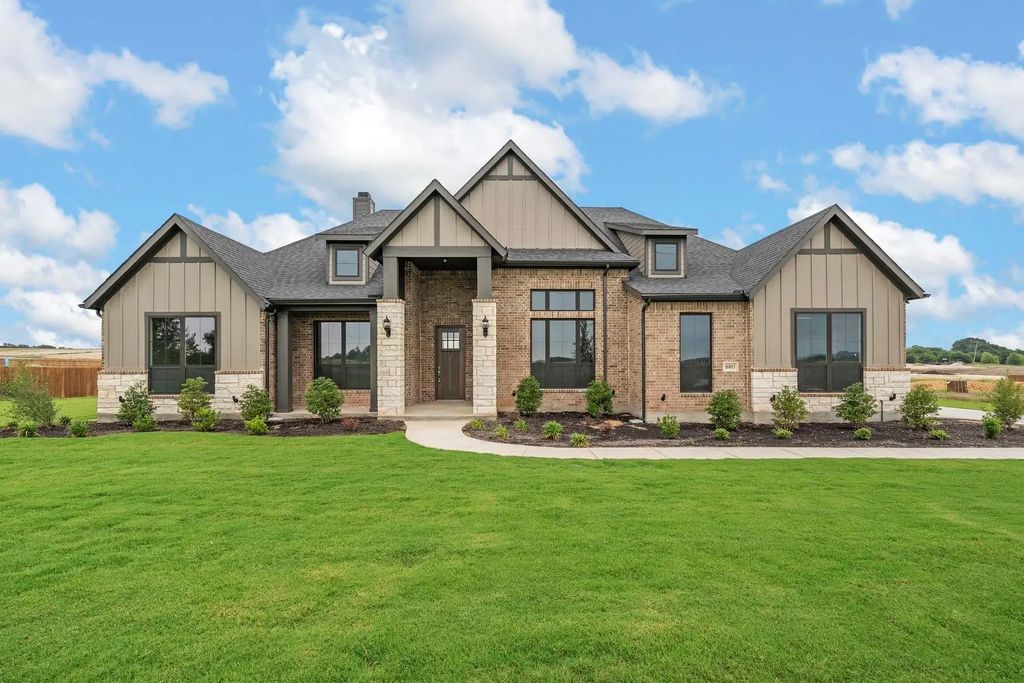 16813 Chapel Road, Lorena