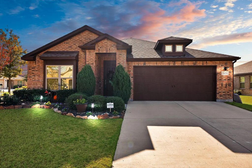 2621 Empire Street, Denton