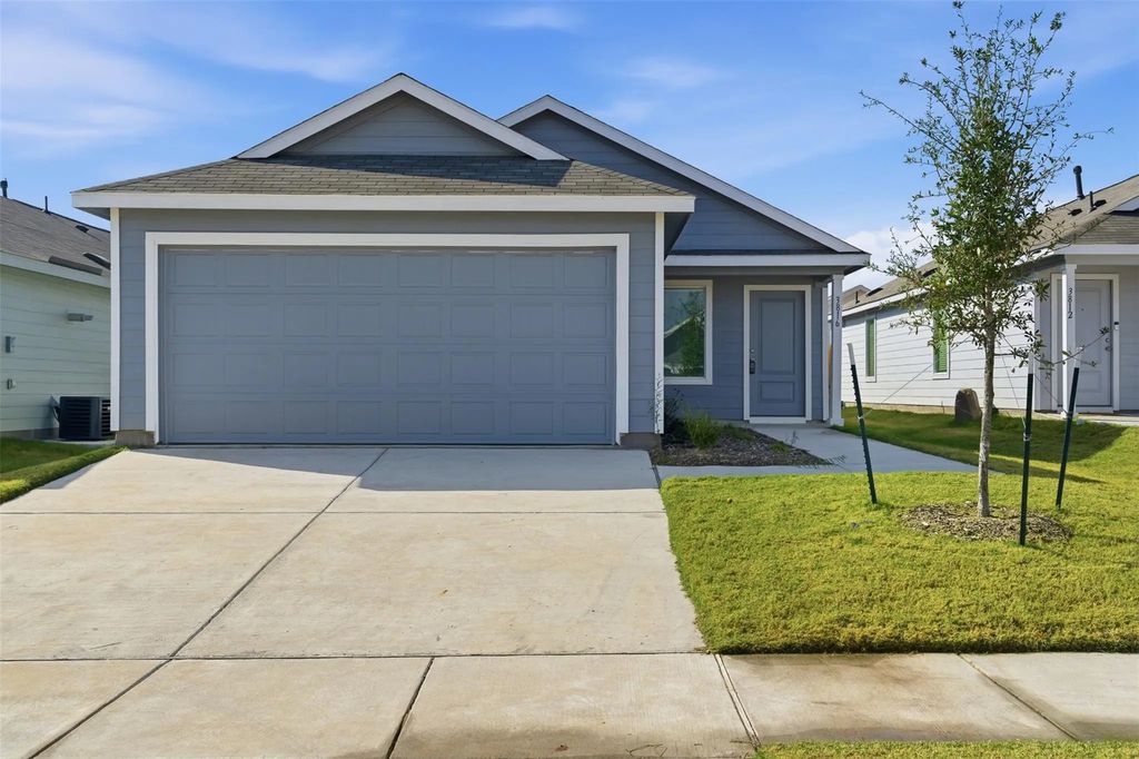 3816 Selawik Street, Sherman