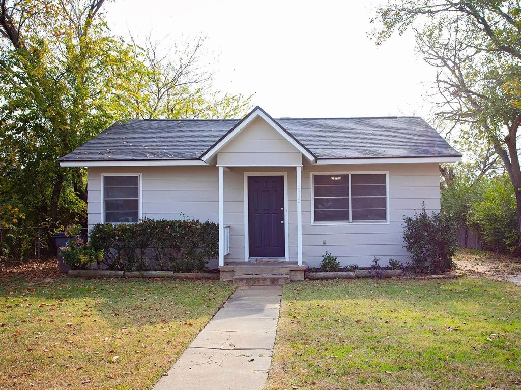 1212 3rd Street, Graham