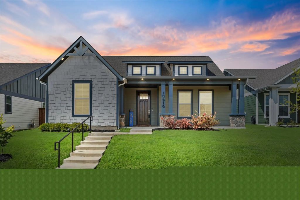 10816 Eva Mae Boulevard, Grand Prairie