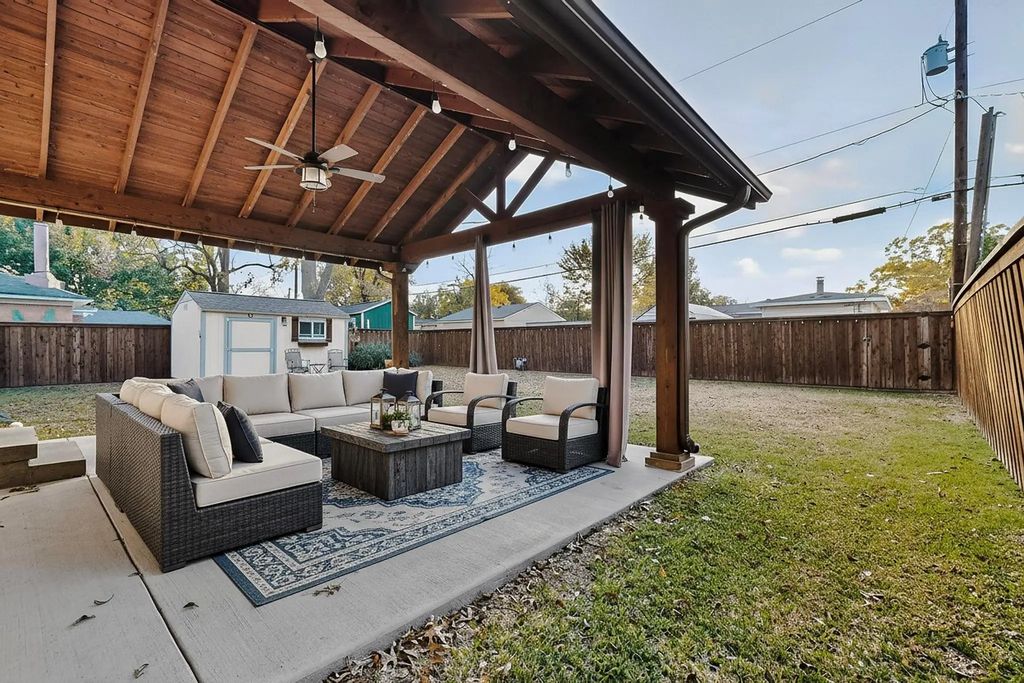 1411 Oriole Lane, Garland