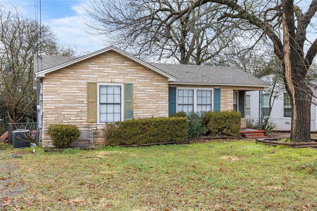 1105 Woodlawn Boulevard, Denison