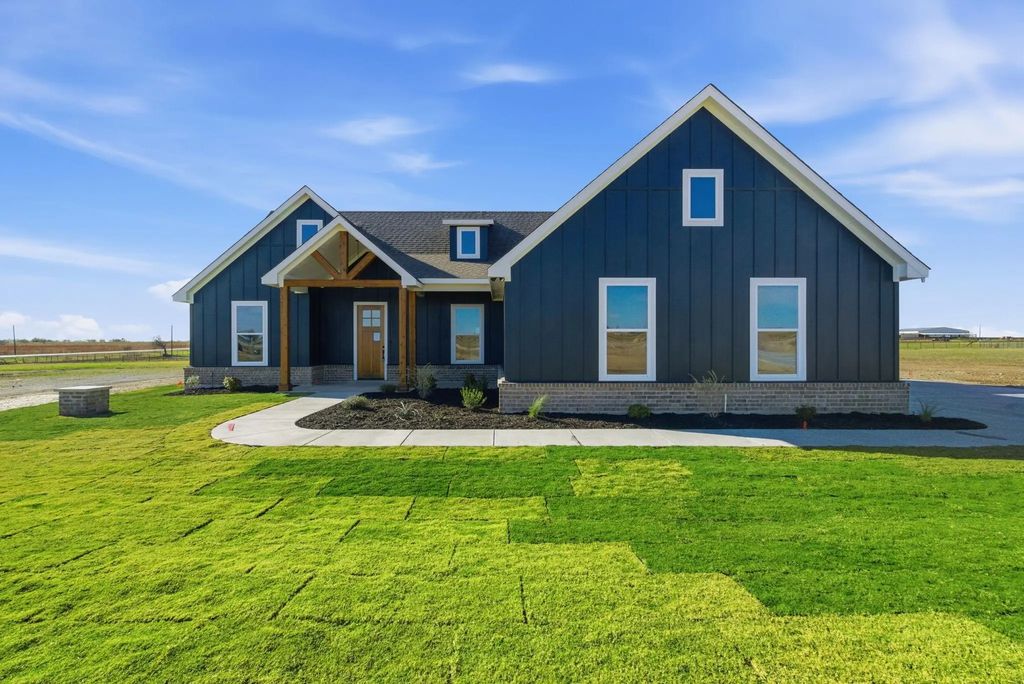 1005 Paramount Drive, Cresson