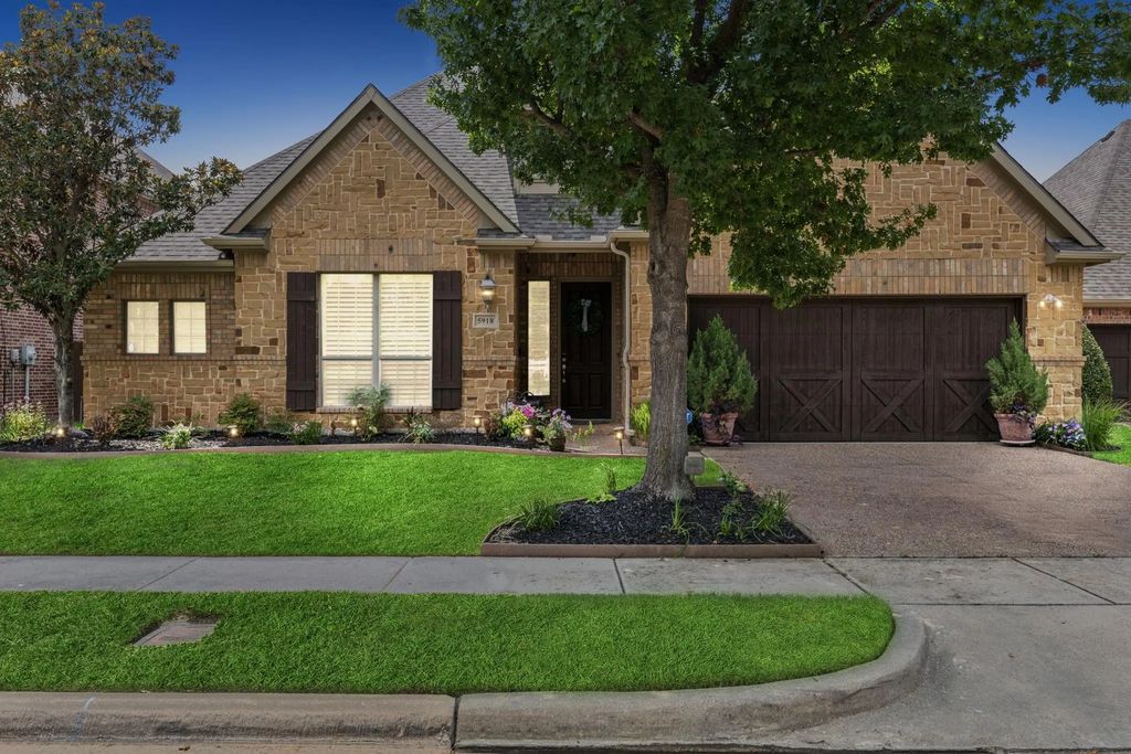 5918 Crescent Lane, Colleyville
