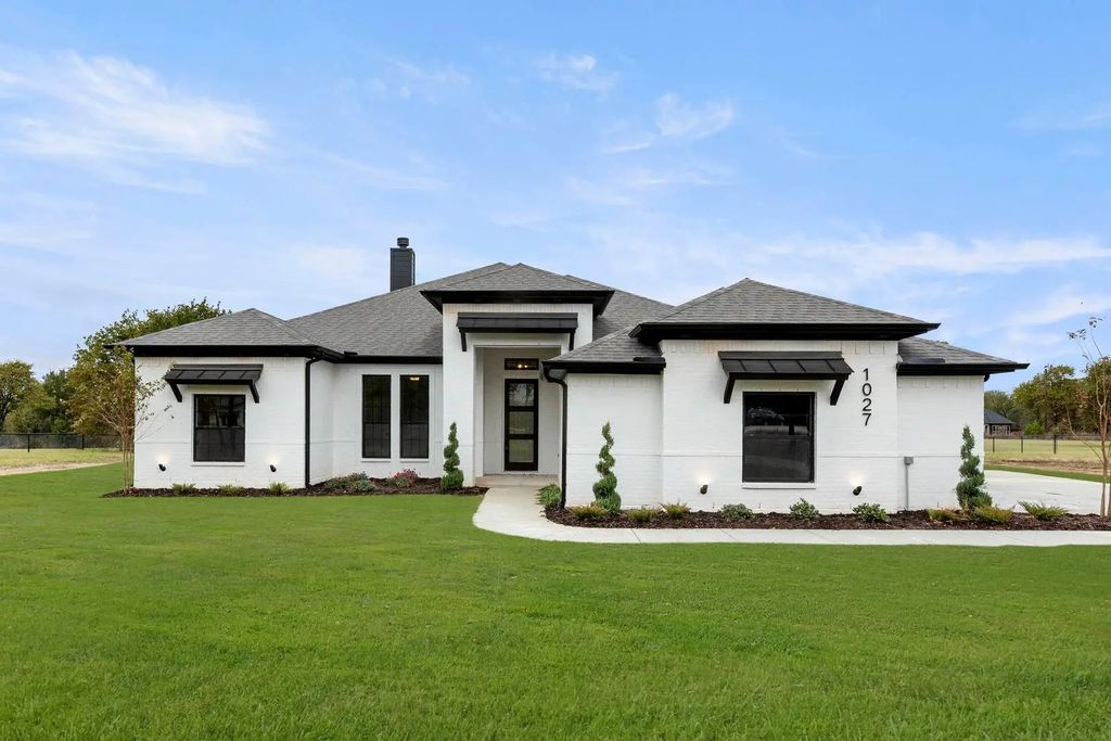 1027 Arbor Hills Court, Poolville
