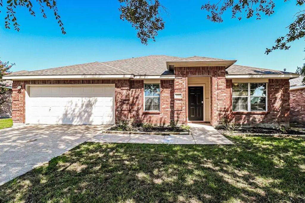 202 Freedom Trail, Forney