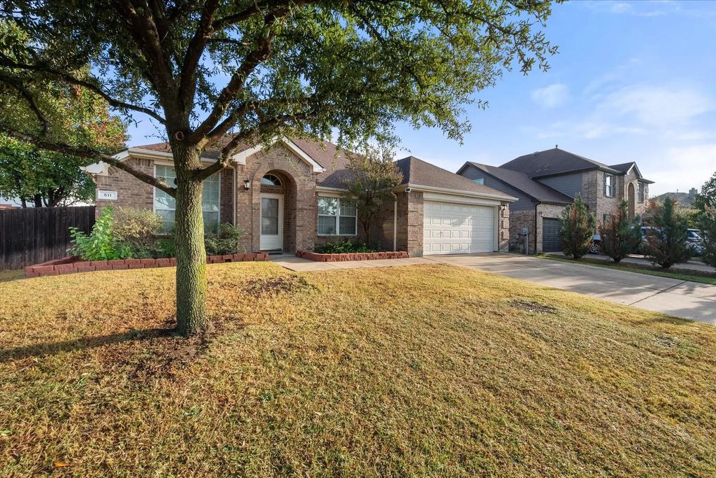 511 Rocky Creek Drive, Mansfield