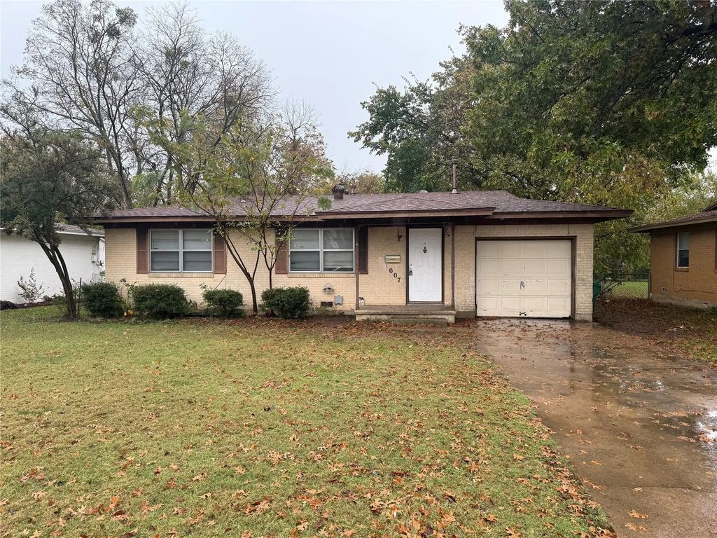 1007 Westway Street, Denton