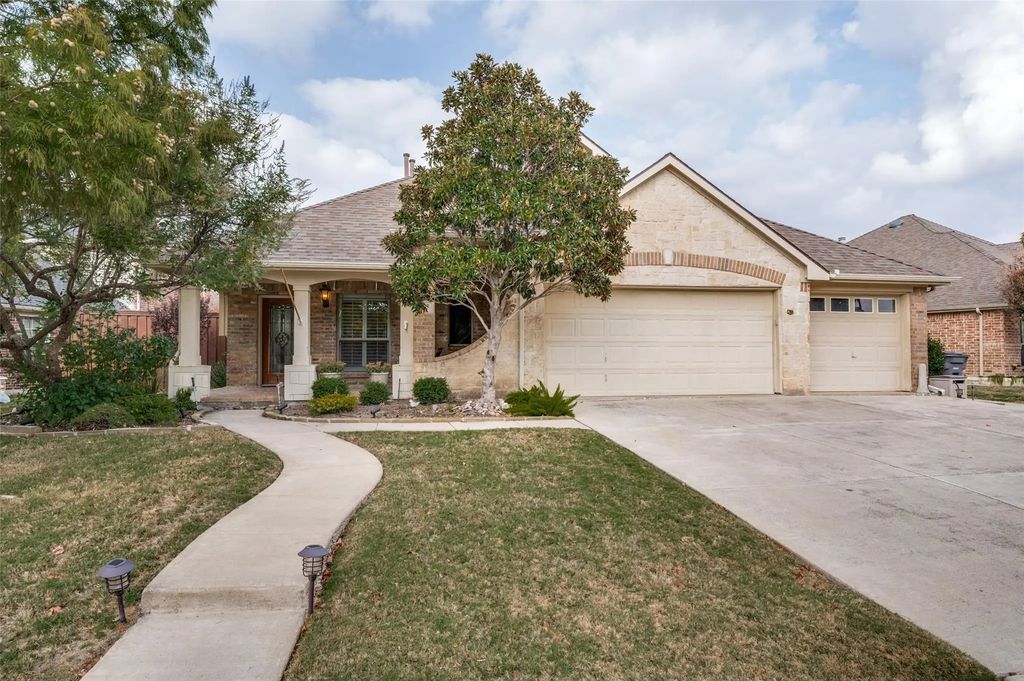 2737 Pine Trail Drive, Little Elm