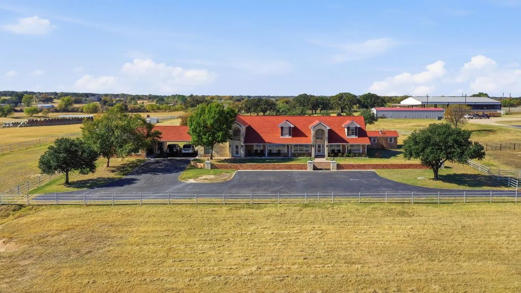 2691 N Fm Road 51, Springtown