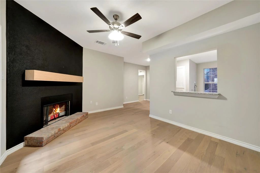 5325 Bent Tree Forest Drive 1104, Dallas