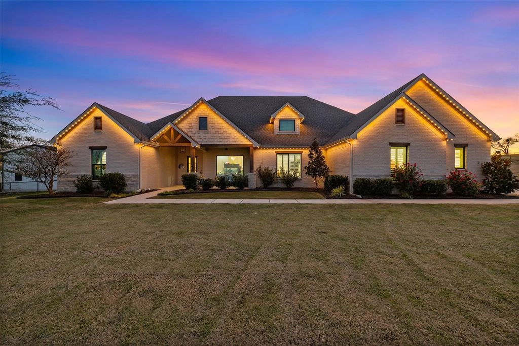 204 Swift Drive, Aledo