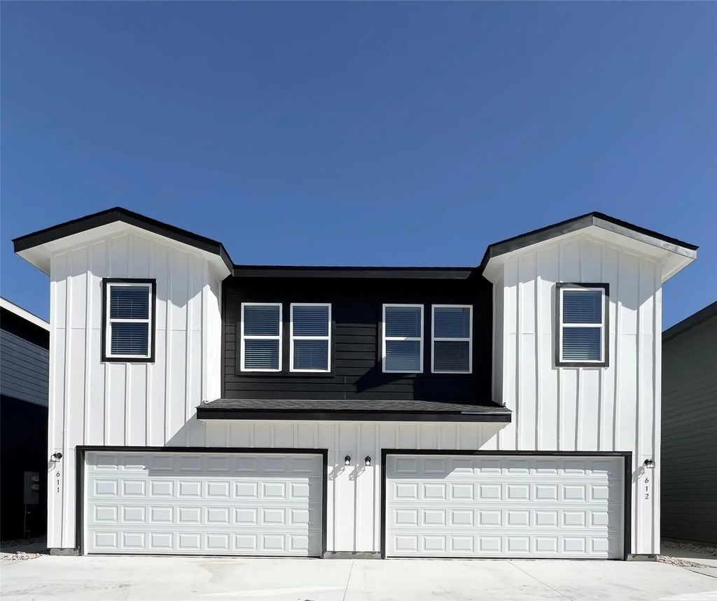 3501 E Renfro Street 611, Burleson
