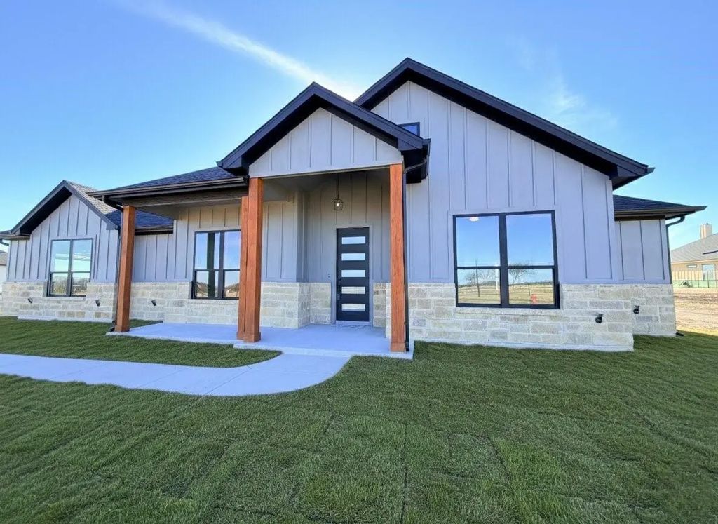 590 Anderson Ranch Road, Waxahachie