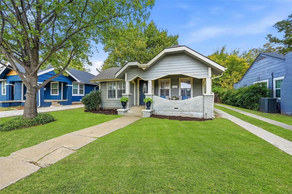 3816 Calmont Avenue, Fort Worth