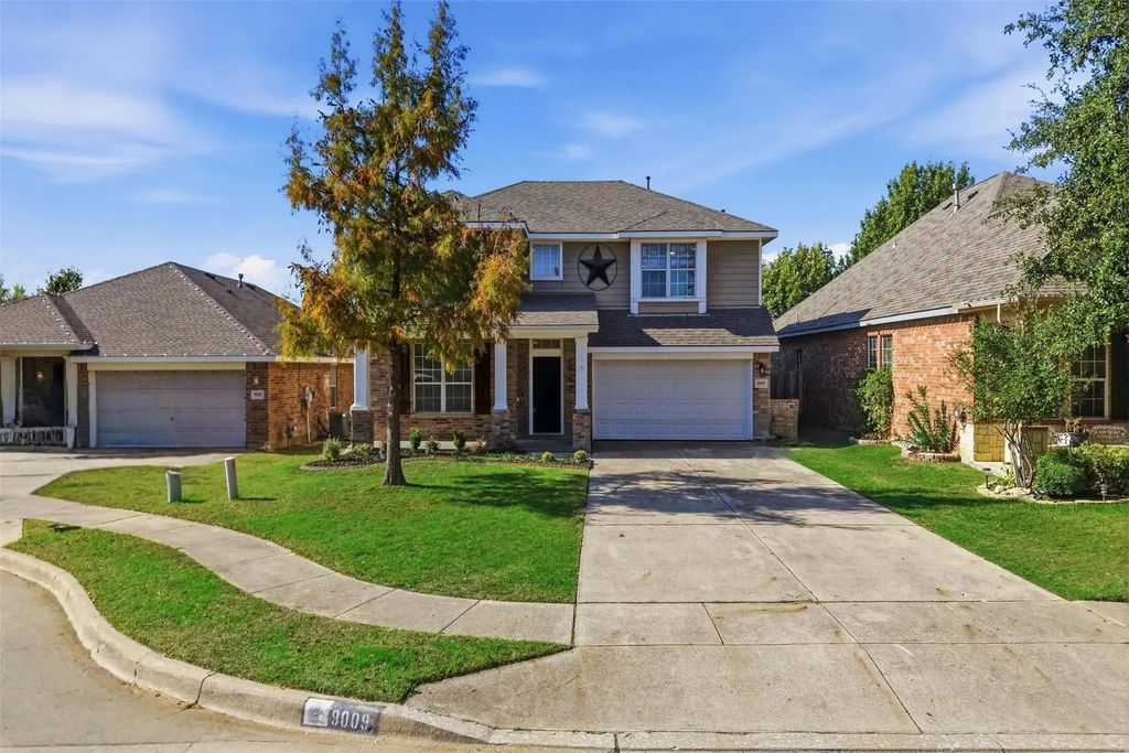 9009 Trail Blazer Drive, Fort Worth