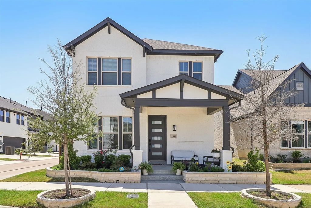 1440 Silver Marten Trail, Arlington