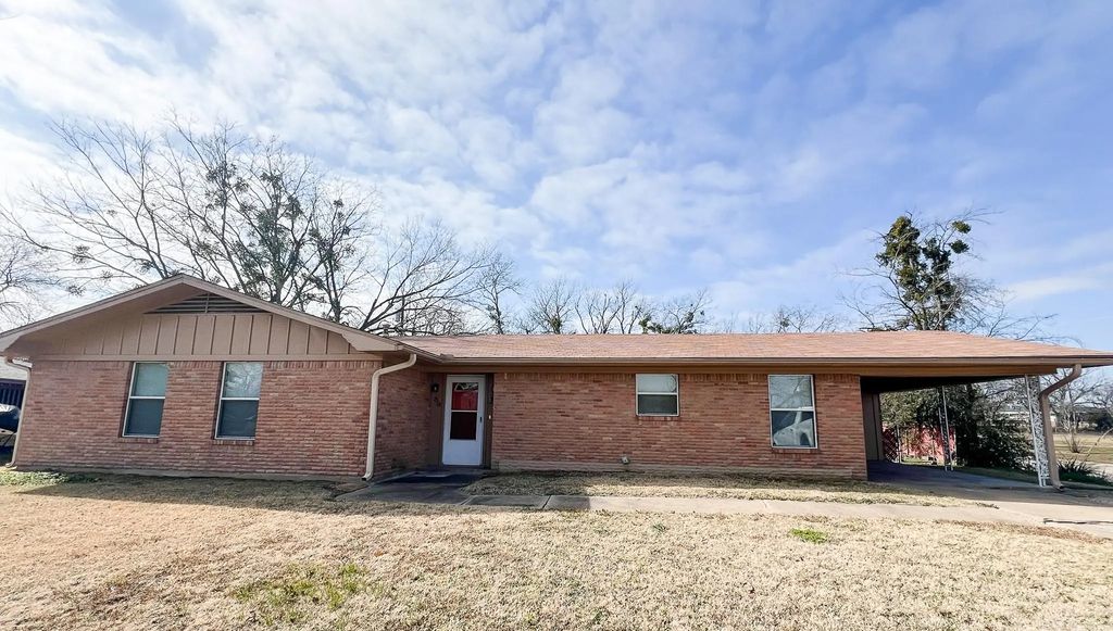 2501 Park Street, Commerce