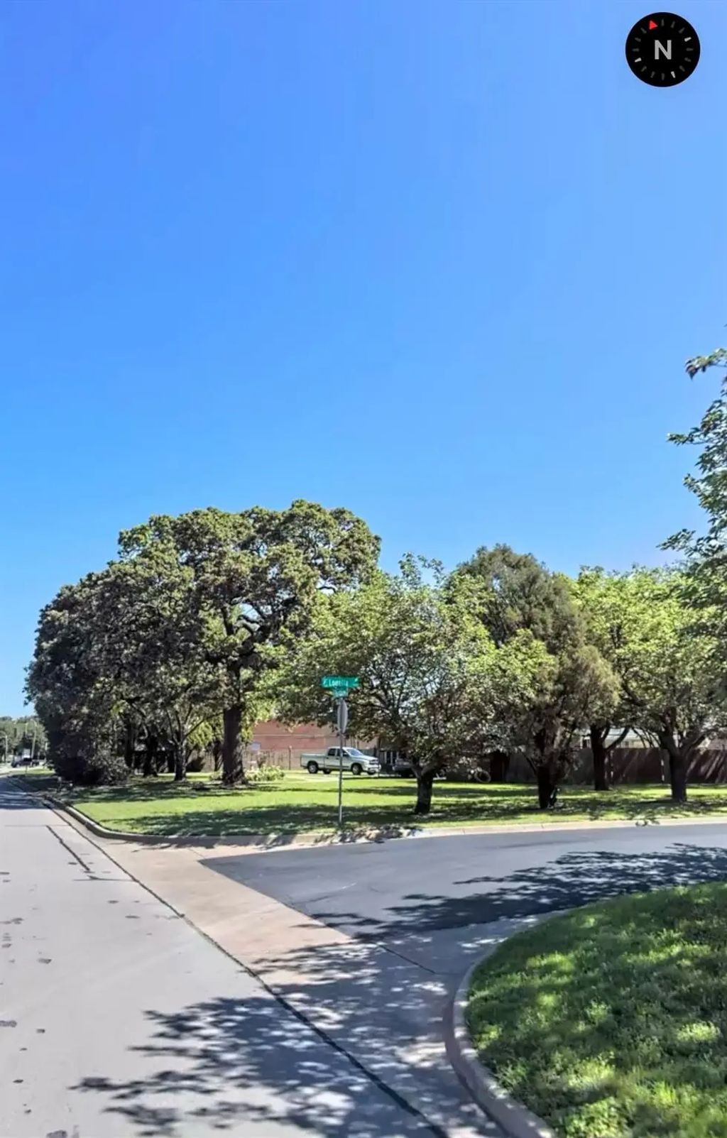 440 W Louella, Hurst