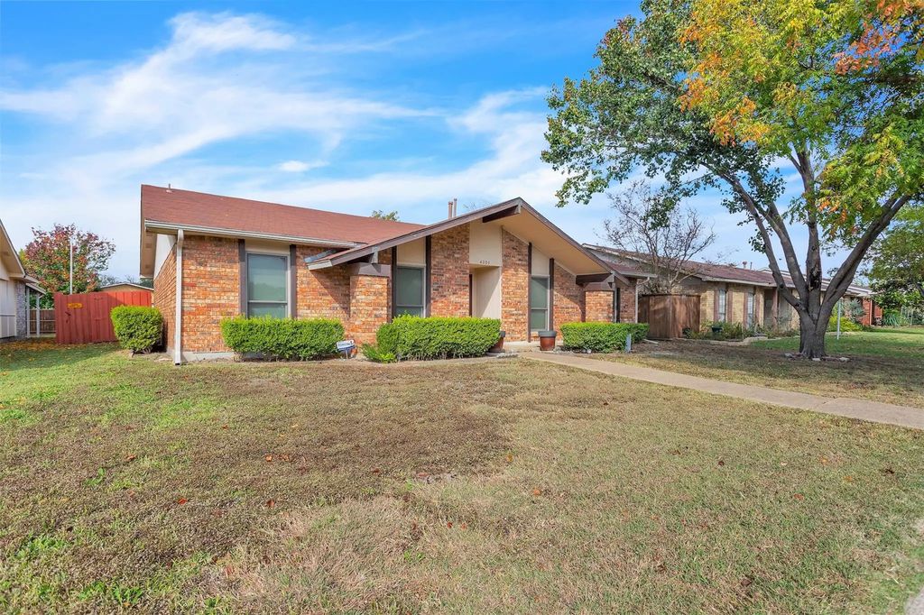 4205 Arbor Drive, Mesquite