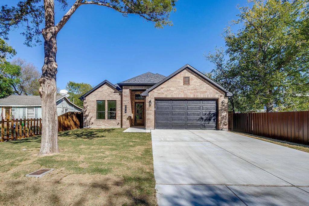 5618 Yeary Street, Sansom Park
