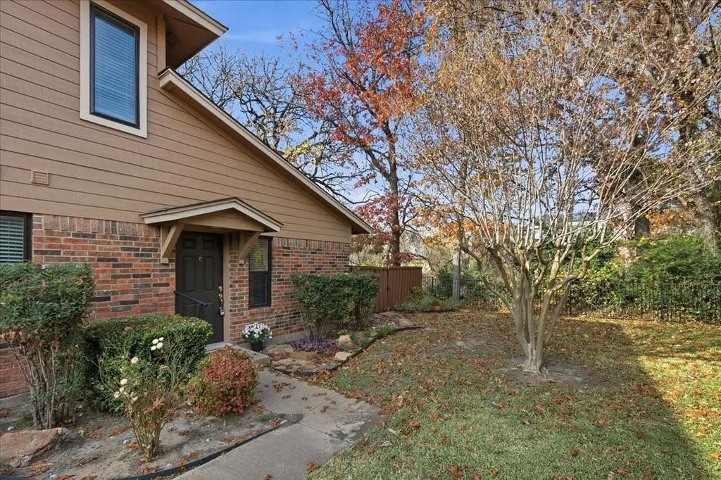 5642 Cedar Creek Drive, Benbrook