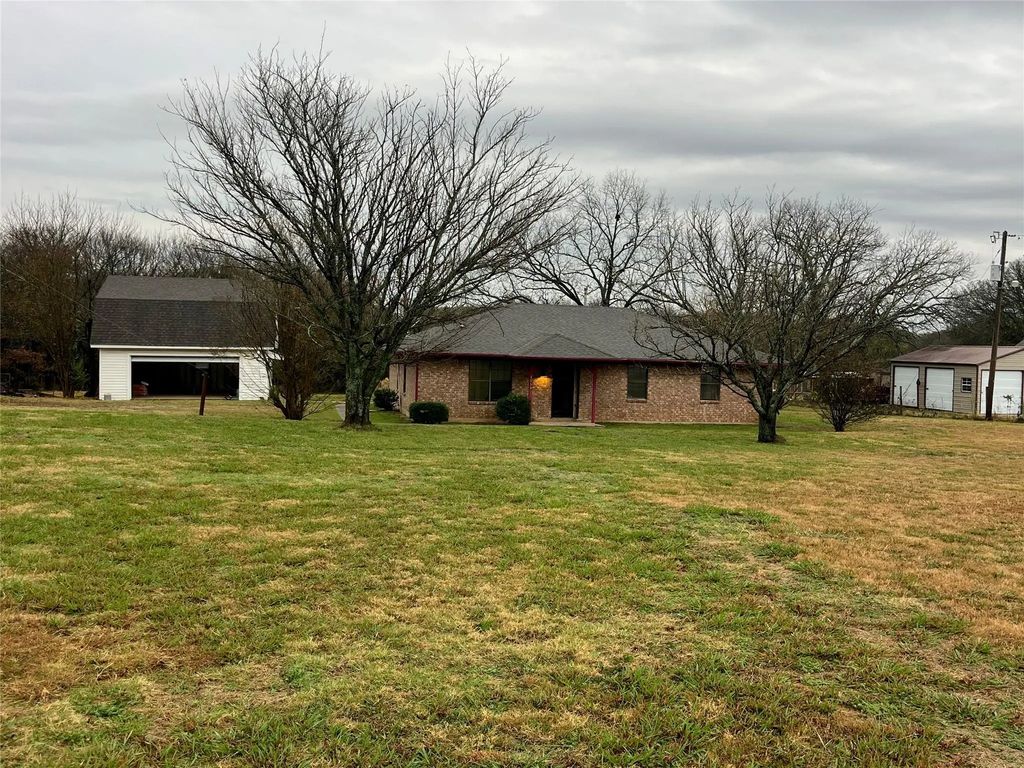 1866 Whitney Road, Sherman