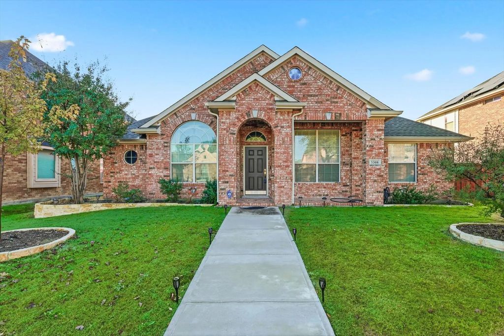 3308 Silent Oak Lane, Plano