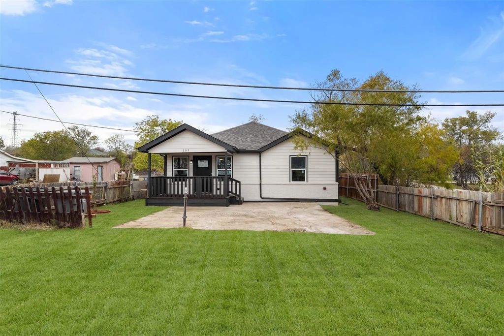 305 S Stillwell Boulevard, Dallas