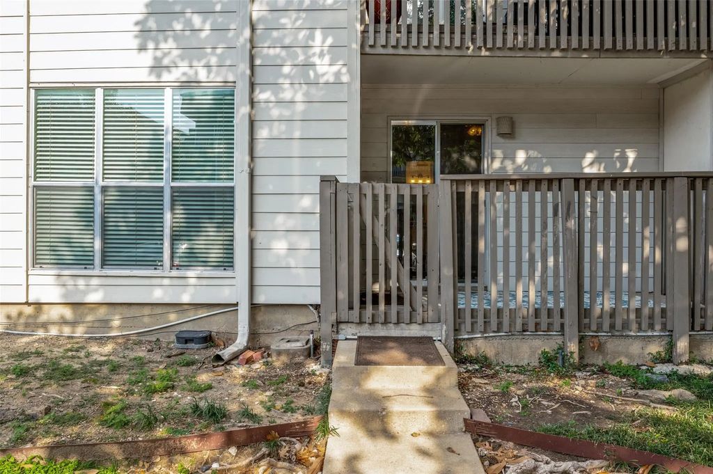 4859 Cedar Springs Road 147, Dallas
