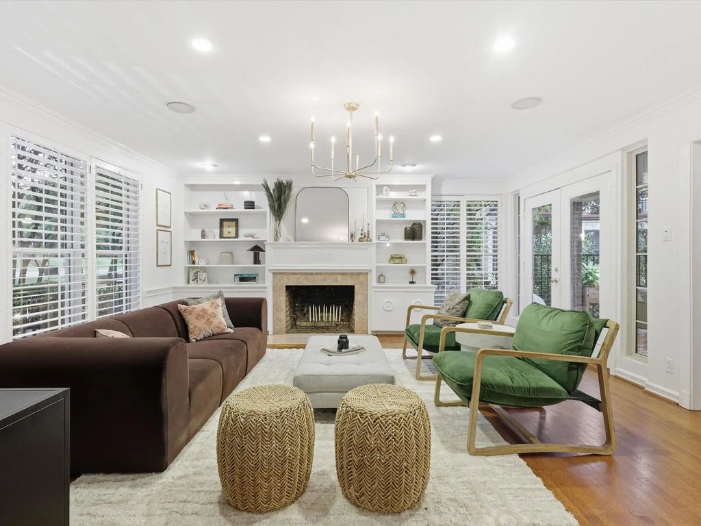 2341 Lofton Terrace, Fort Worth